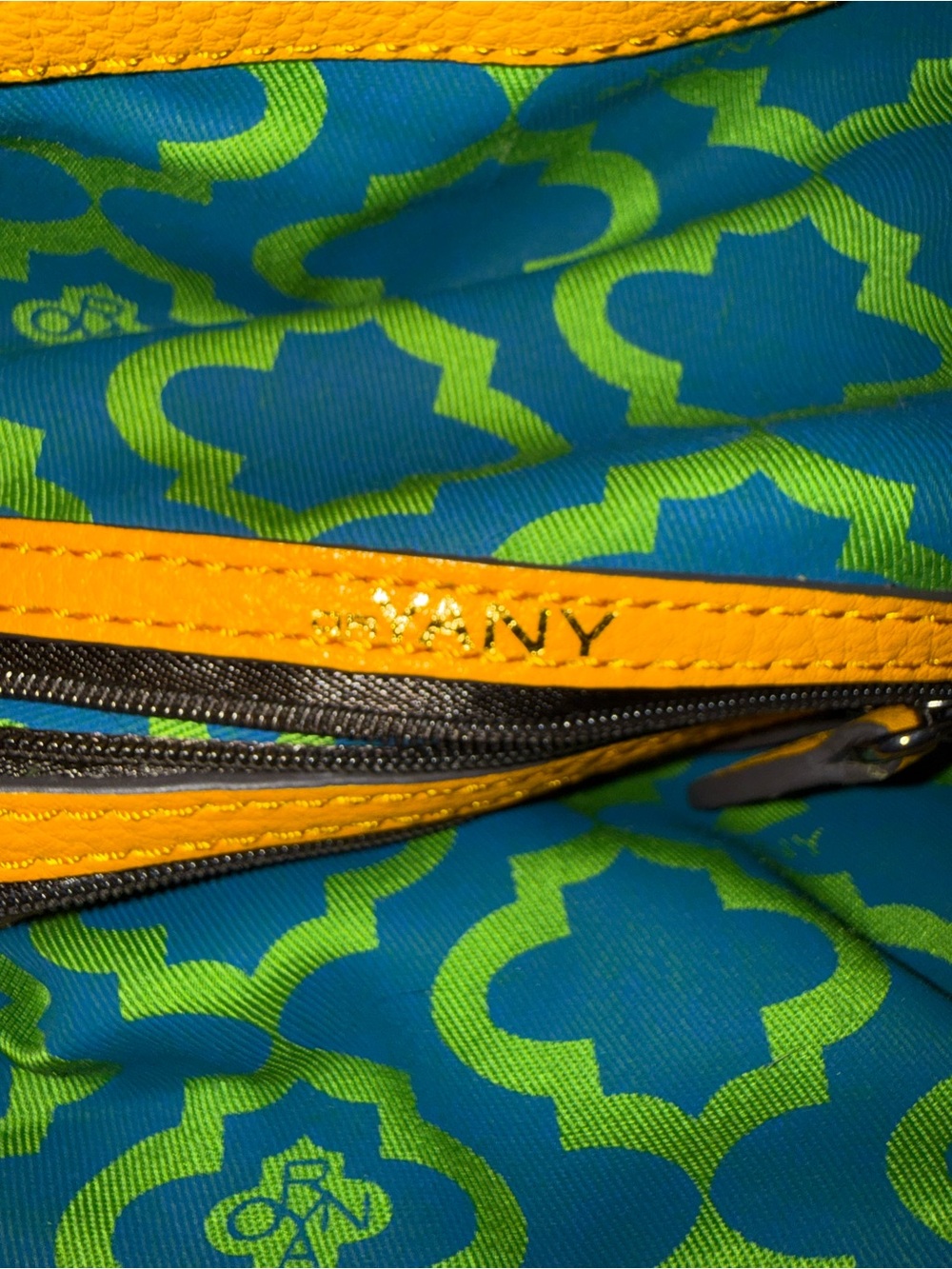 Oryany Lyssie Soft Yellow Pebbled Leather Tote in EUC - Picture 11 of 11